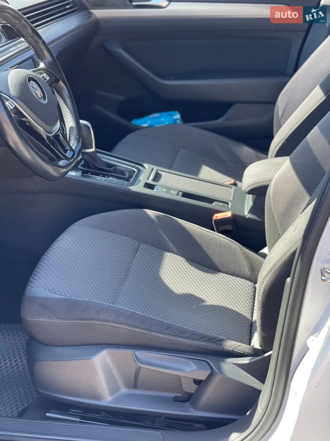 2015 Volkswagen Passat - мініатюра 8