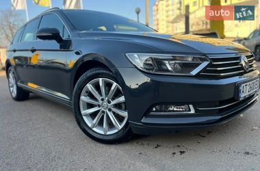 Универсал Volkswagen Passat 2015 в Ивано-Франковске