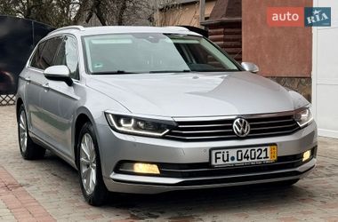 Універсал Volkswagen Passat 2019 в Сваляві