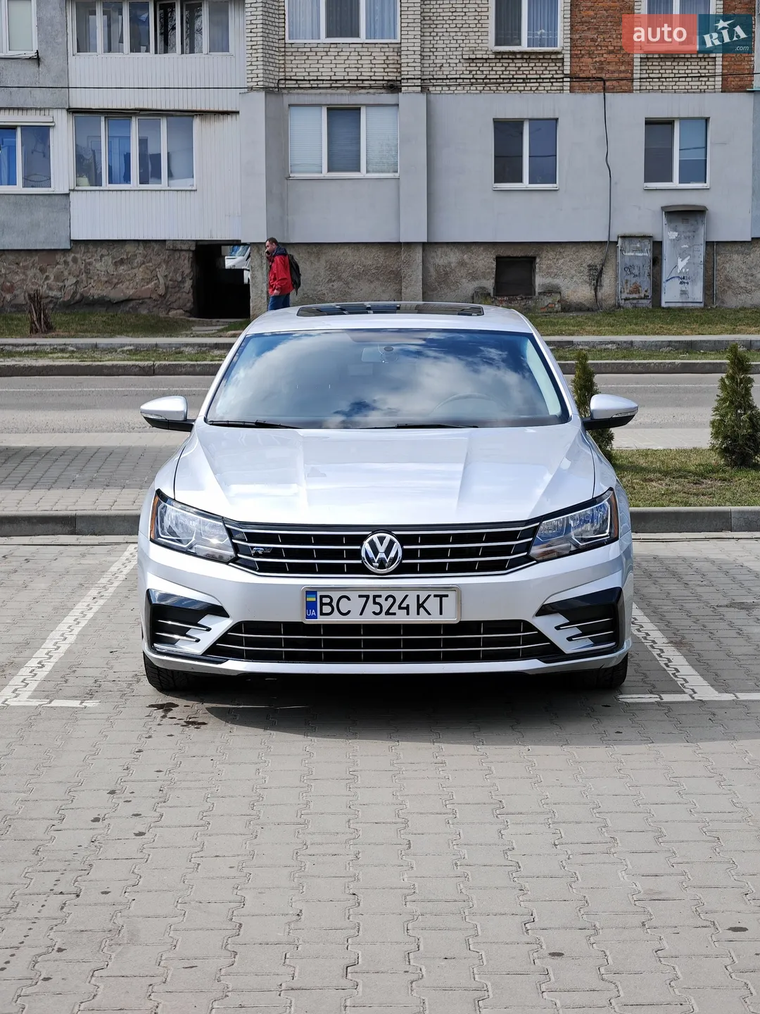 2017 Volkswagen Passat - мініатюра 2