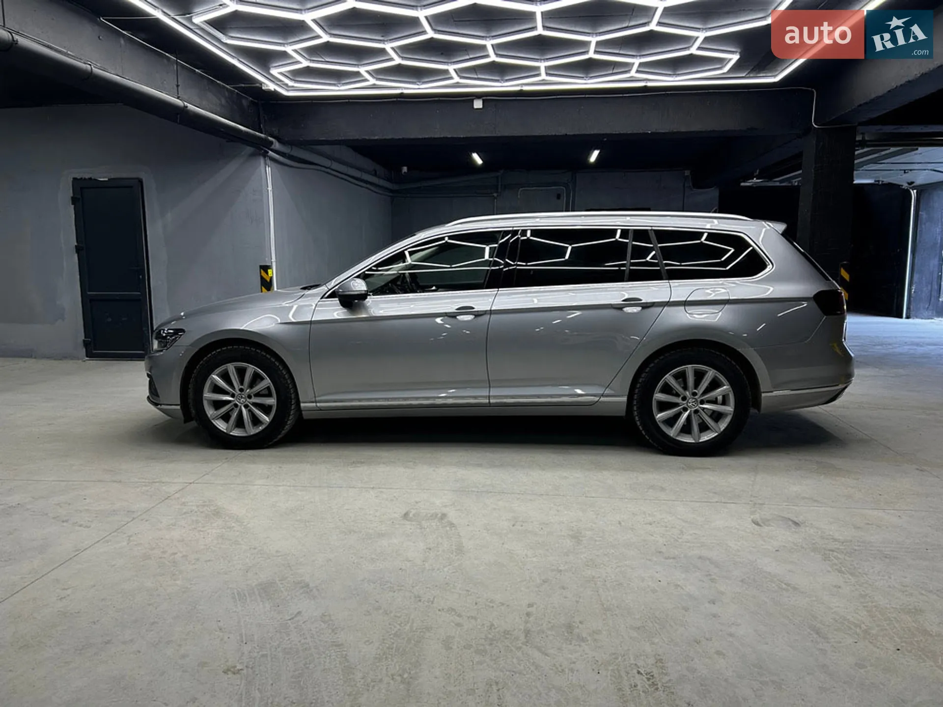 2019 Volkswagen Passat - мініатюра 4
