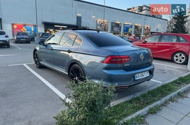Седан Volkswagen Passat 2014 в Києві