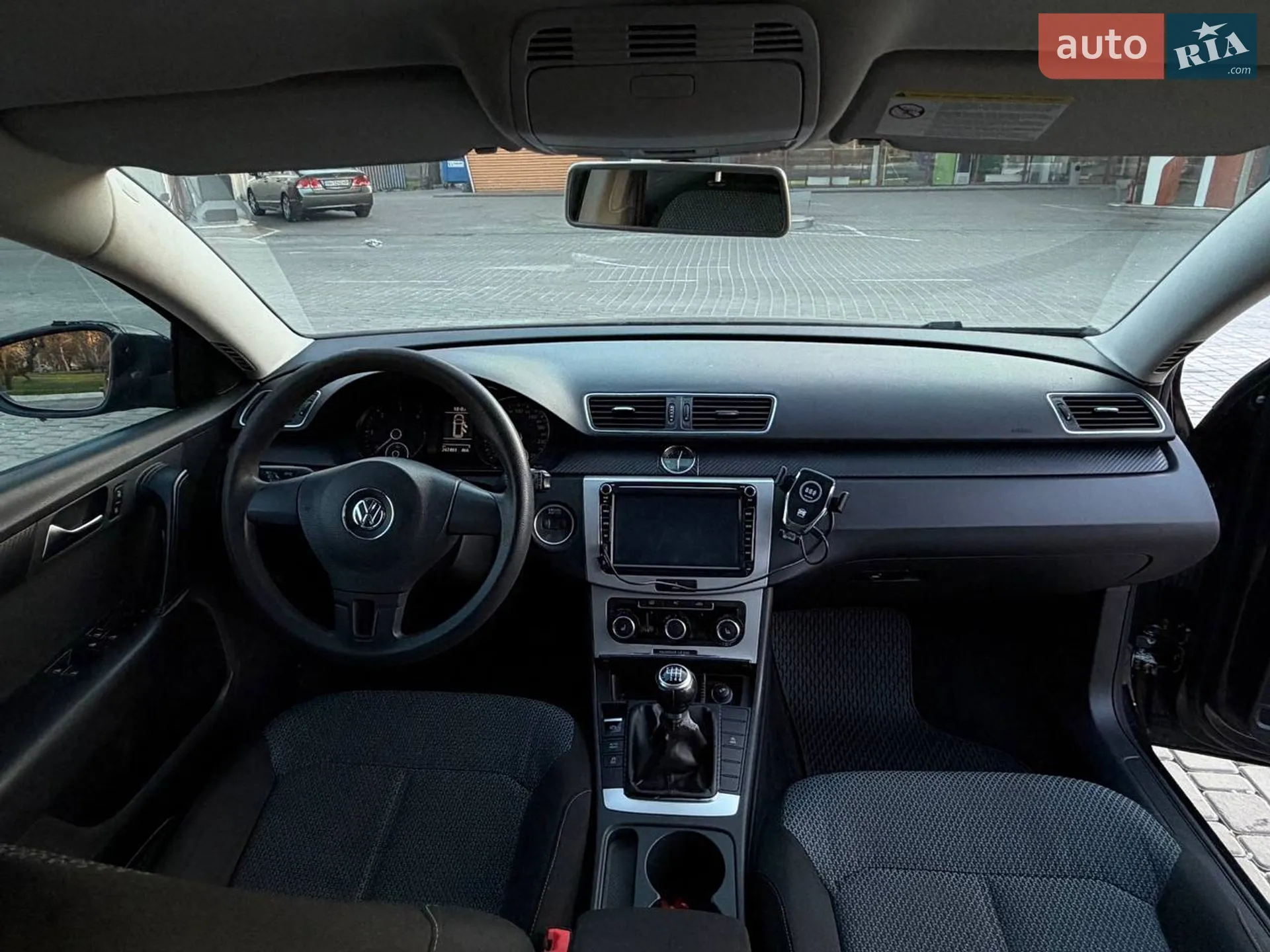 2011 Volkswagen Passat - мініатюра 9