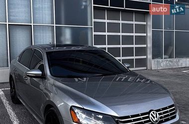 Седан Volkswagen Passat 2011 в Кривом Роге