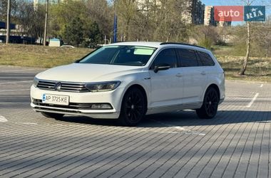 Универсал Volkswagen Passat 2015 в Днепре