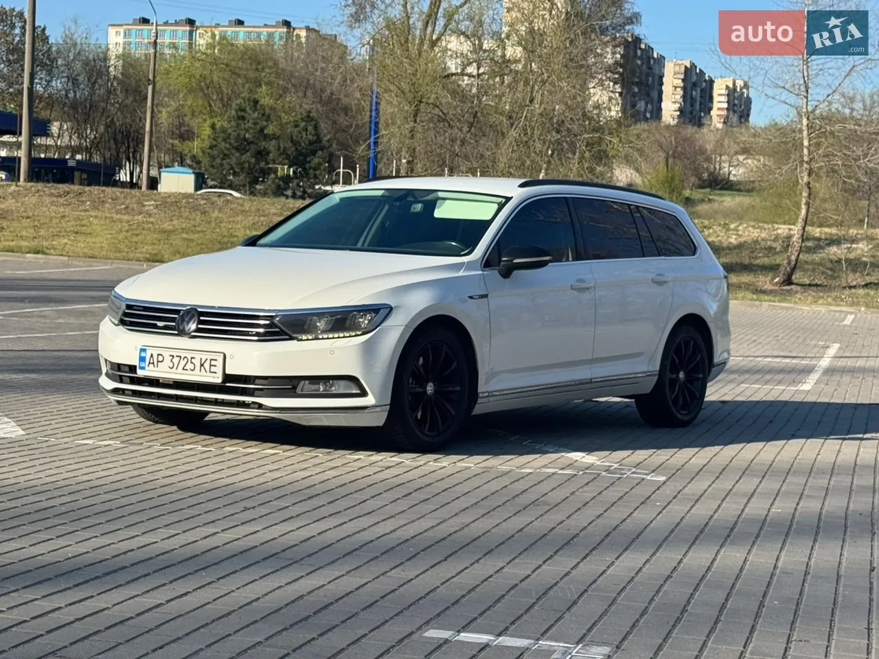 2016 Volkswagen Passat - мініатюра 16