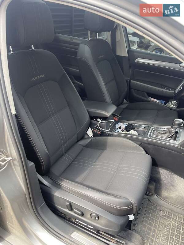 Универсал Volkswagen Passat 2016 в Житомире