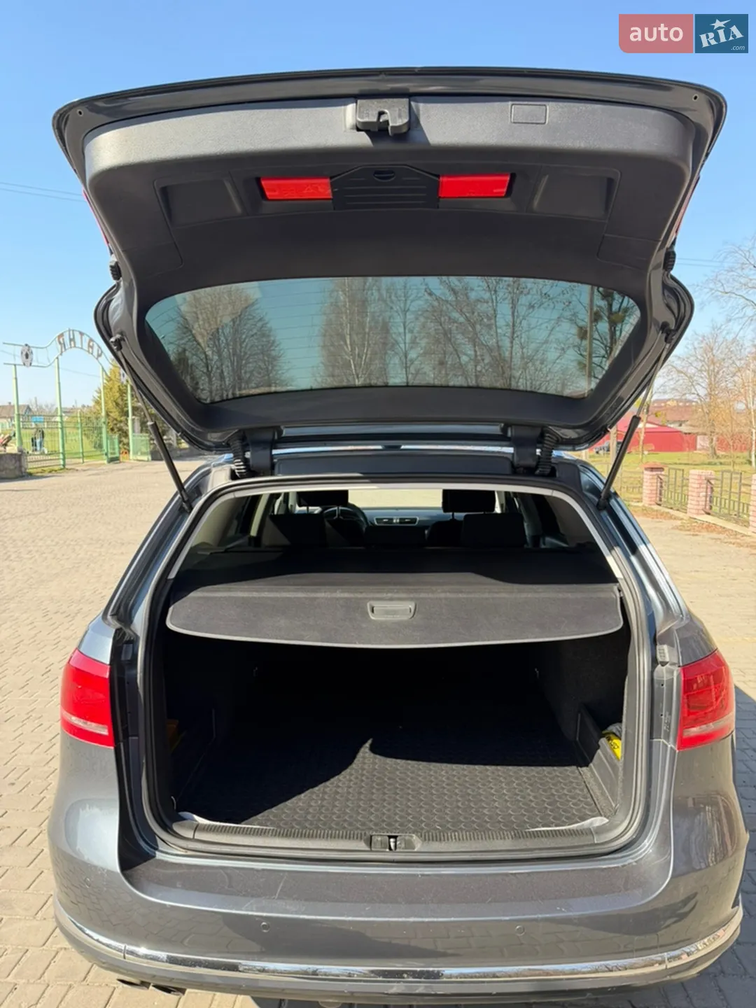 2011 Volkswagen Passat - мініатюра 6