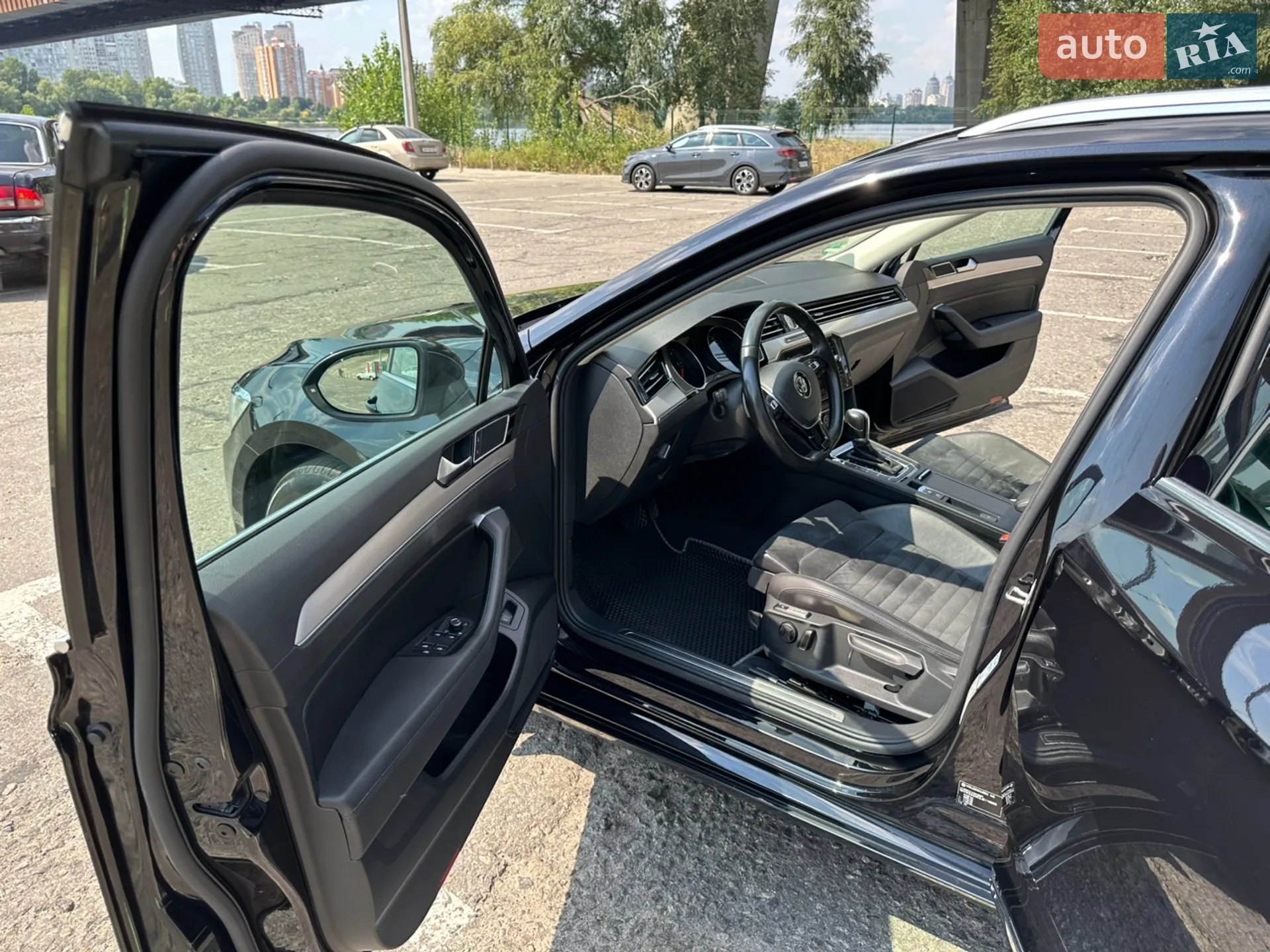 2017 Volkswagen Passat - мініатюра 24