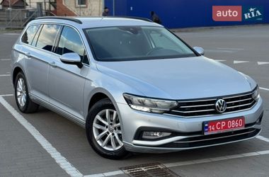 Універсал Volkswagen Passat 2019 в Калуші