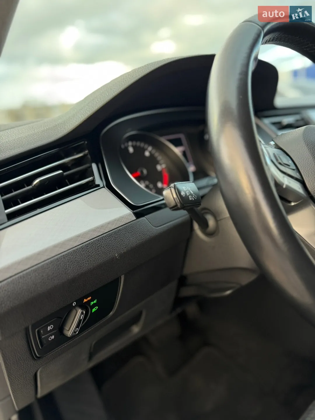 2019 Volkswagen Passat - мініатюра 40