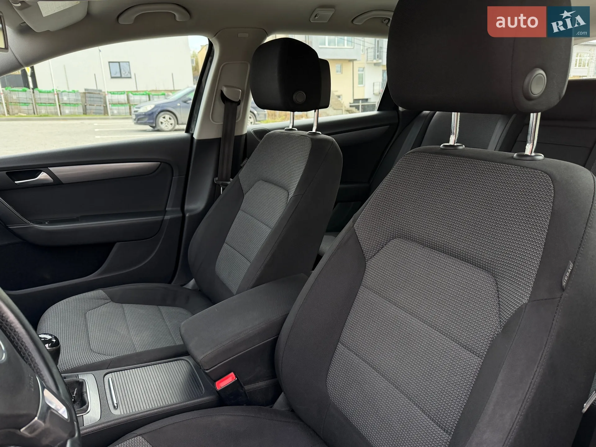 2013 Volkswagen Passat - мініатюра 30