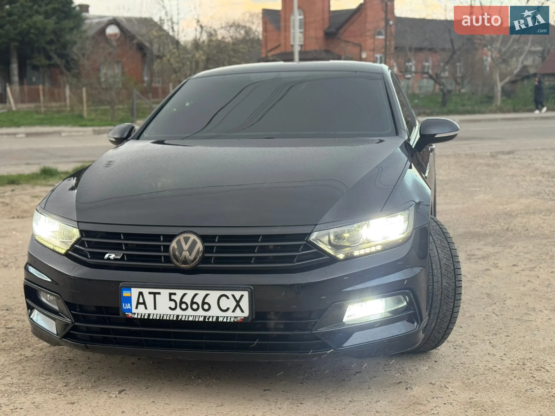 2015 Volkswagen Passat - мініатюра 2