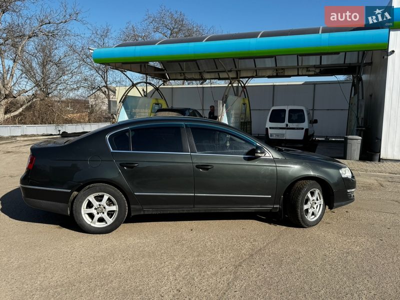 Седан Volkswagen Passat 2008 в Лубнах