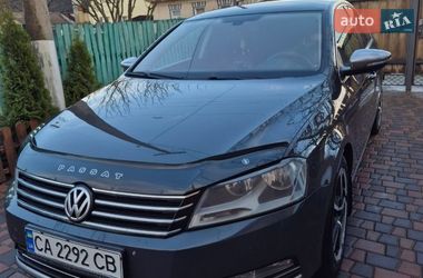 Седан Volkswagen Passat 2013 в Смеле
