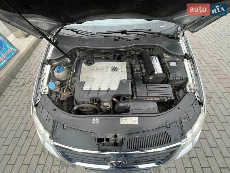 Универсал Volkswagen Passat 2009 в Вараше