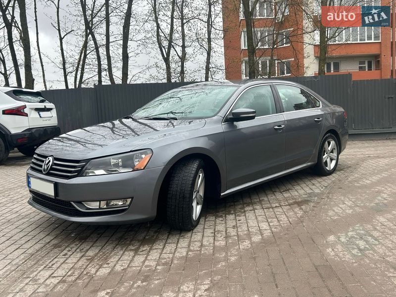 Седан Volkswagen Passat 2015 в Тернополе