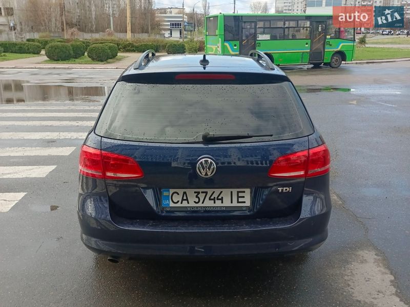 Универсал Volkswagen Passat 2011 в Черкассах
