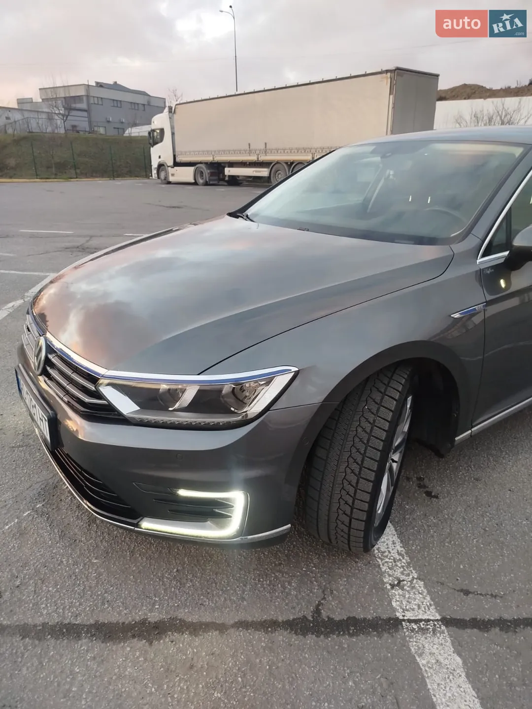 2016 Volkswagen Passat - мініатюра 3