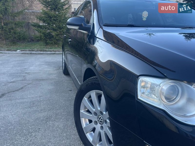 Универсал Volkswagen Passat 2009 в Киеве