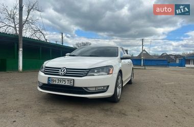 Седан Volkswagen Passat 2015 в Одесі
