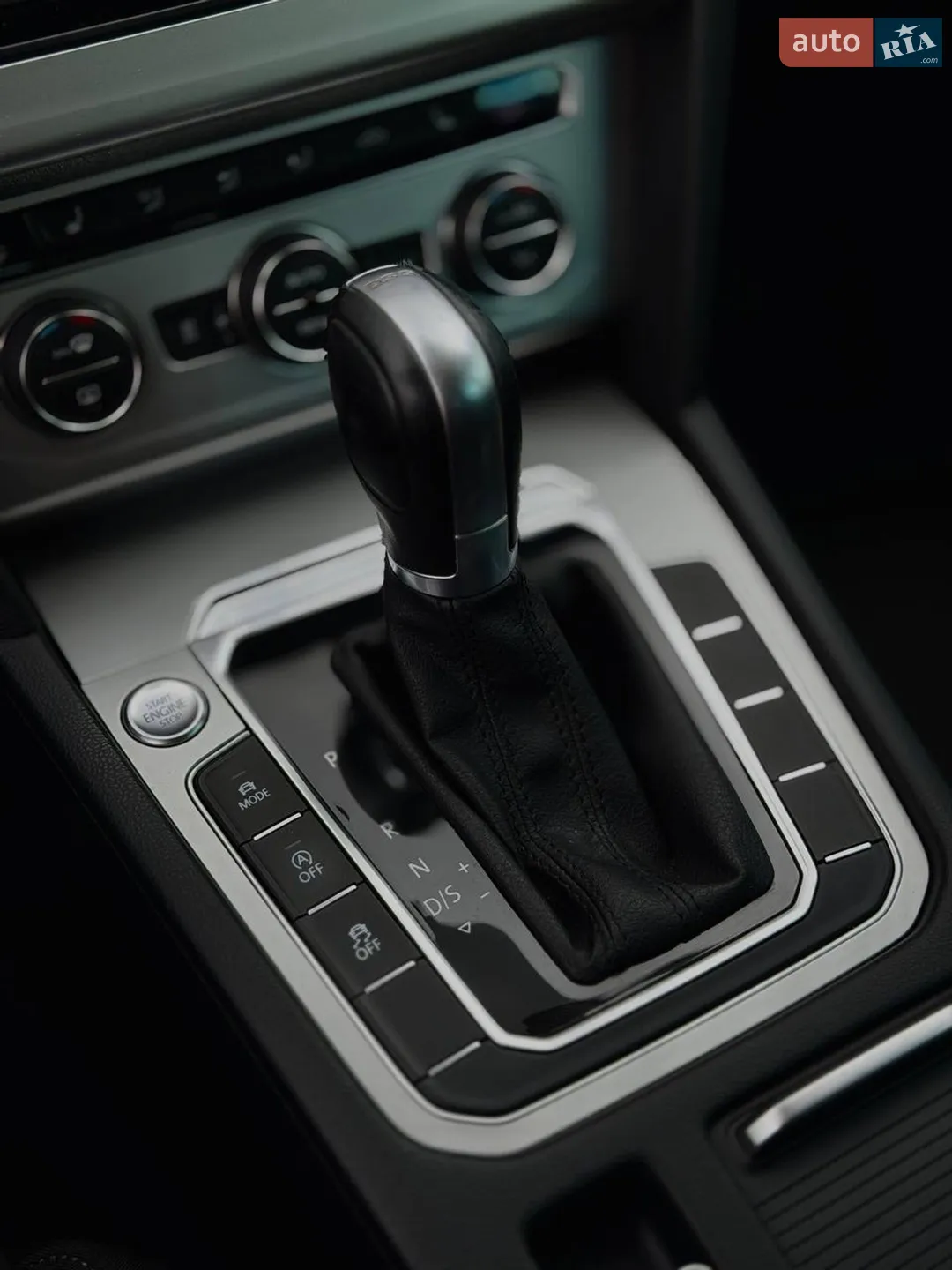2017 Volkswagen Passat - мініатюра 21