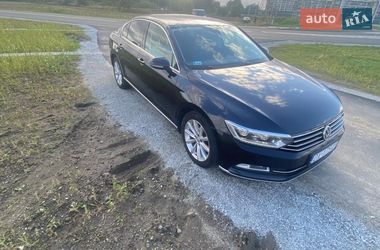 Седан Volkswagen Passat 2016 в Турке