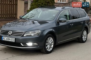 Універсал Volkswagen Passat 2012 в Луцьку