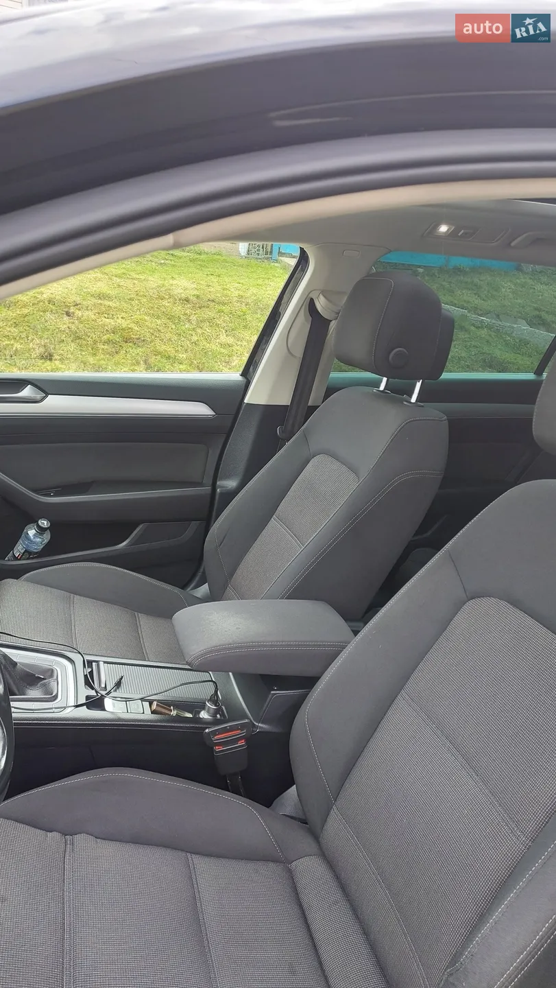 2016 Volkswagen Passat - мініатюра 10