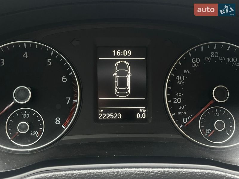 Седан Volkswagen Passat 2013 в Луцке