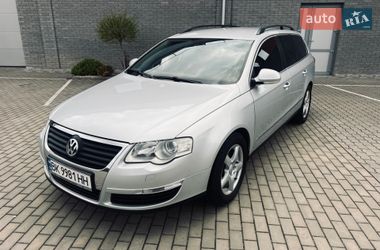 Універсал Volkswagen Passat 2005 в Костопілі