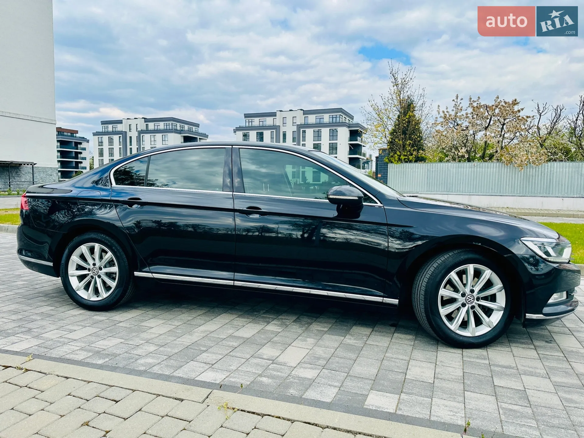 2015 Volkswagen Passat - мініатюра 11