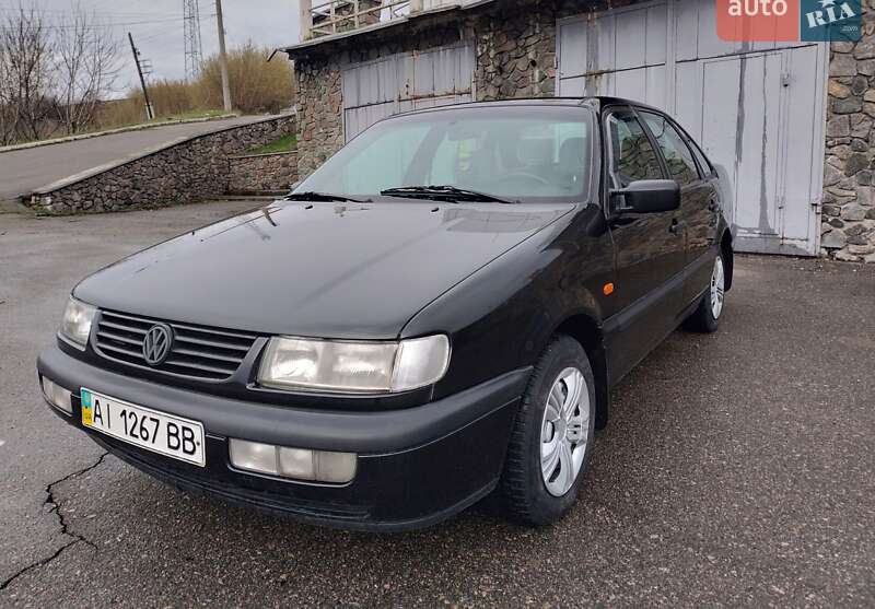Седан Volkswagen Passat 1996 в Белой Церкви