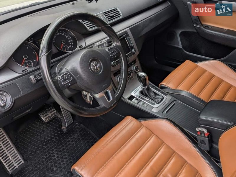 Универсал Volkswagen Passat 2013 в Умани