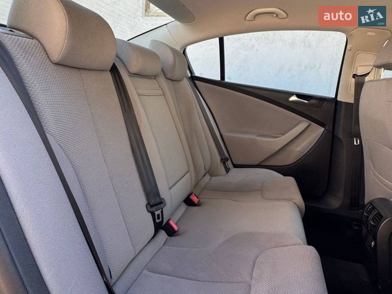 Седан Volkswagen Passat 2008 в Тернополе