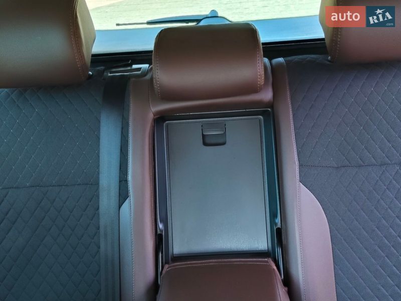 Универсал Volkswagen Passat 2012 в Киеве