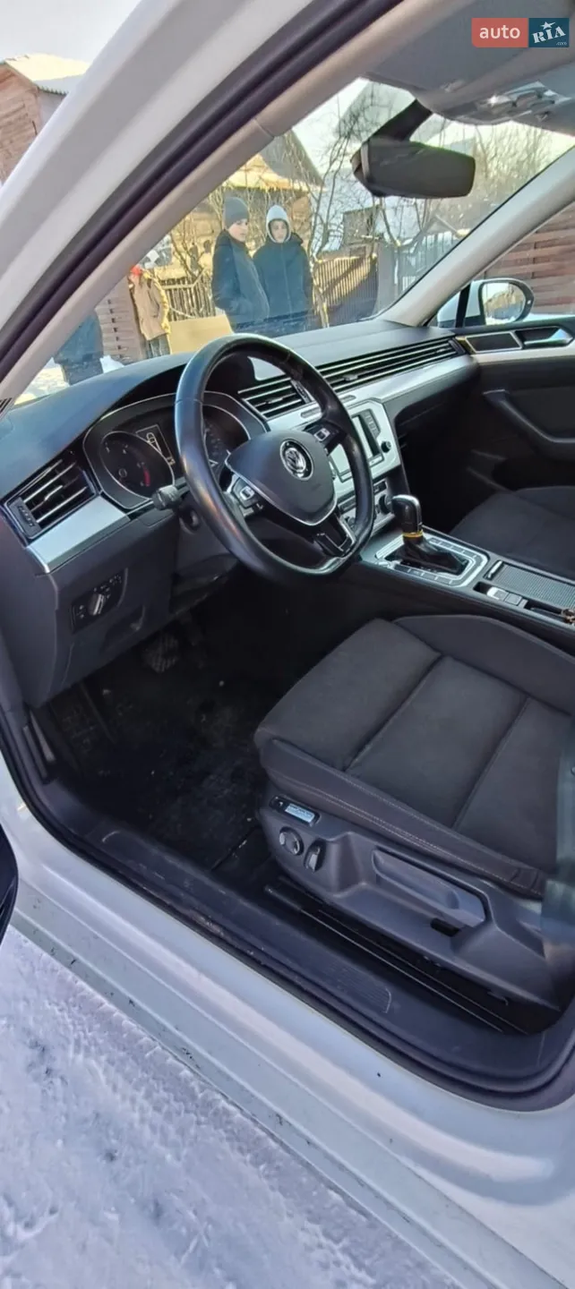 2016 Volkswagen Passat - мініатюра 12