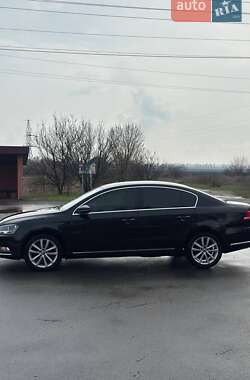 Седан Volkswagen Passat 2010 в Черкасах