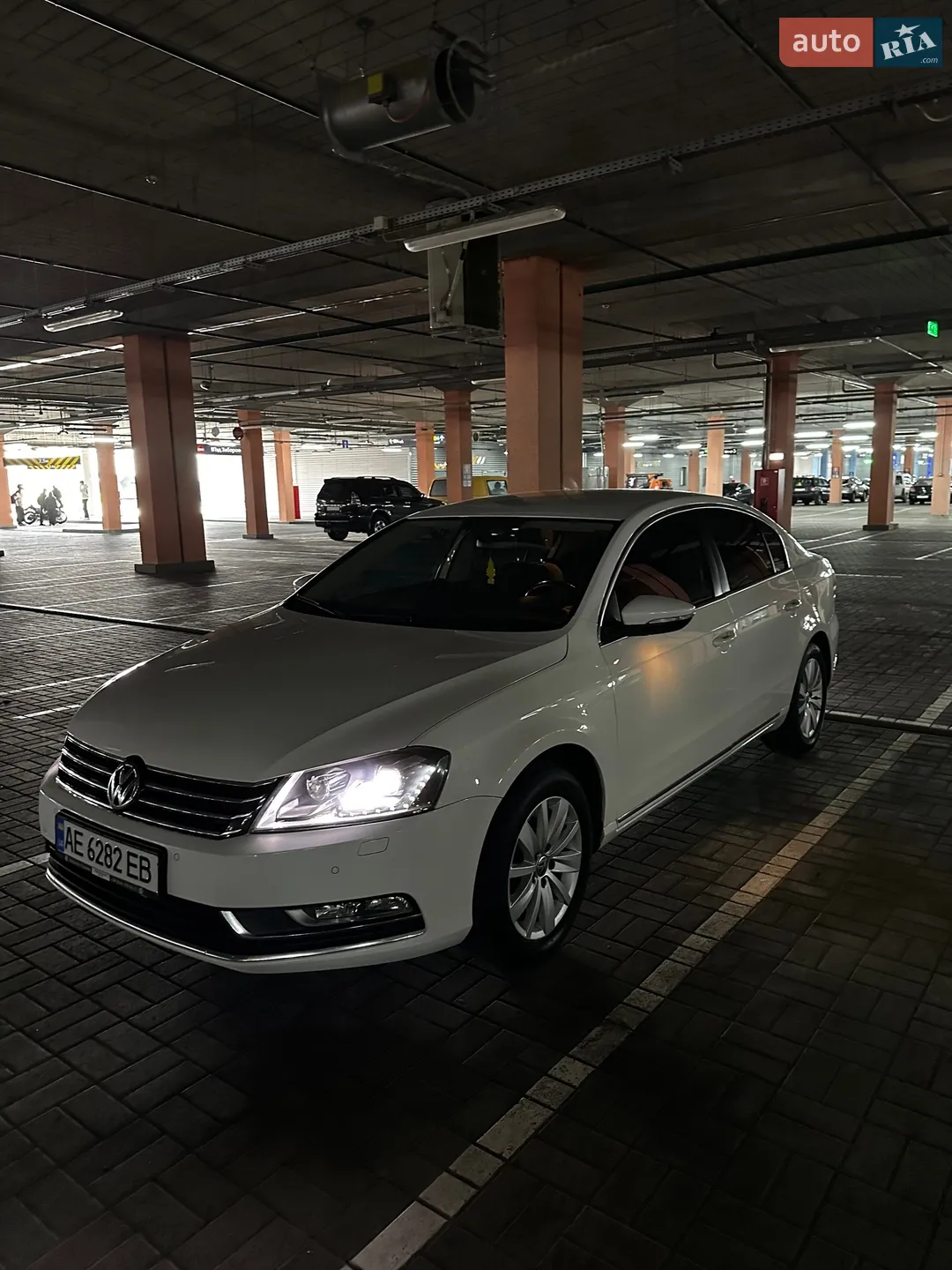 2013 Volkswagen Passat - фото 1