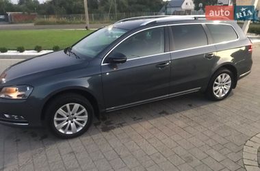 Універсал Volkswagen Passat 2011 в Дрогобичі