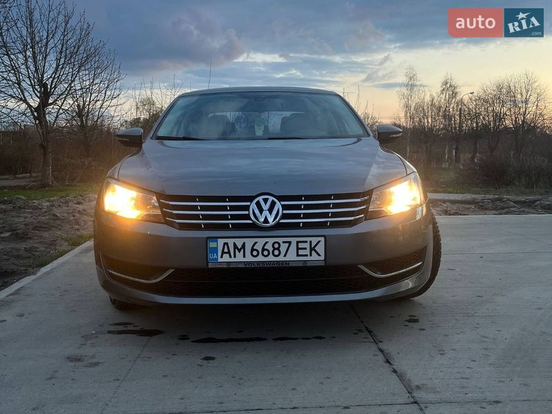 Седан Volkswagen Passat 2012 в Бердичеве