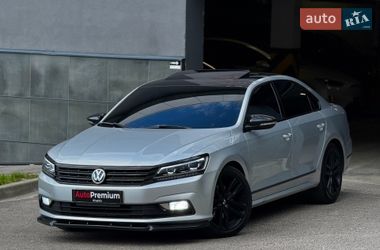 Седан Volkswagen Passat 2016 в Харькове