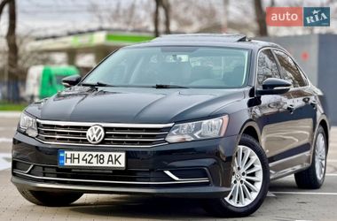 Седан Volkswagen Passat 2016 в Одессе