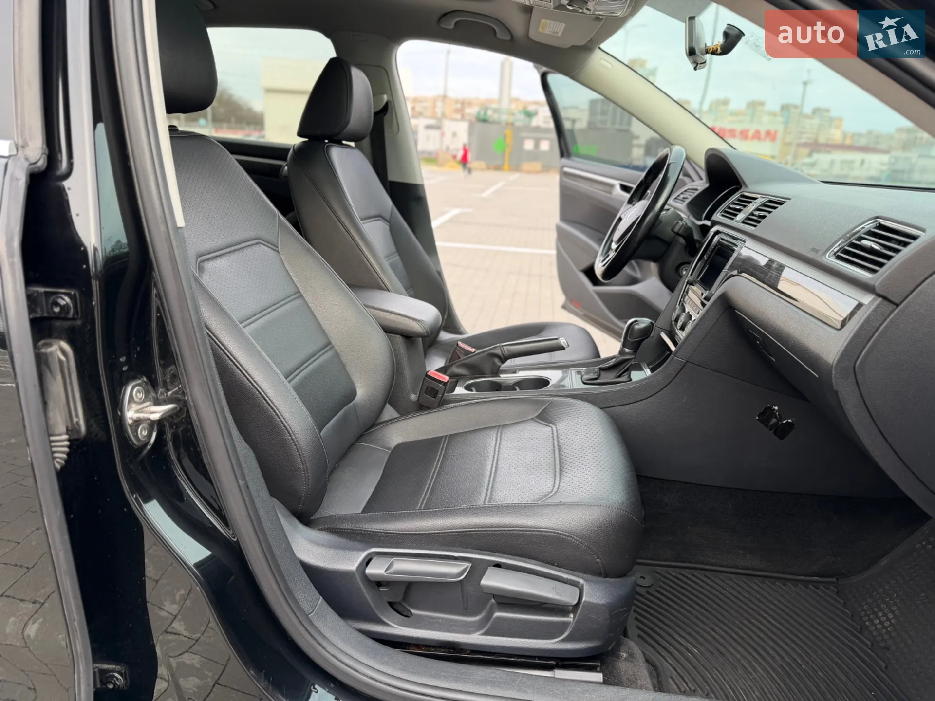 2016 Volkswagen Passat - мініатюра 29