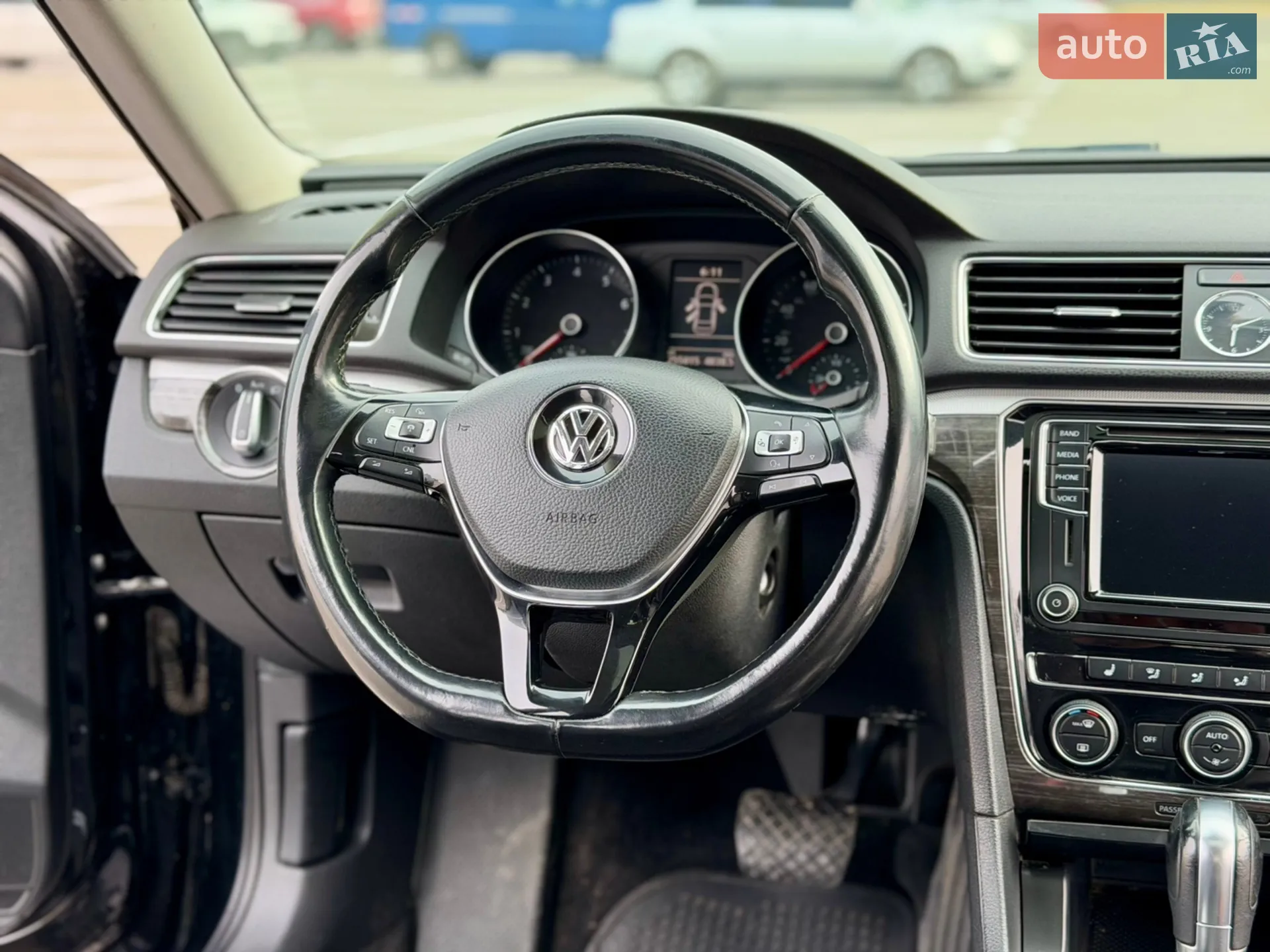 2016 Volkswagen Passat - мініатюра 45