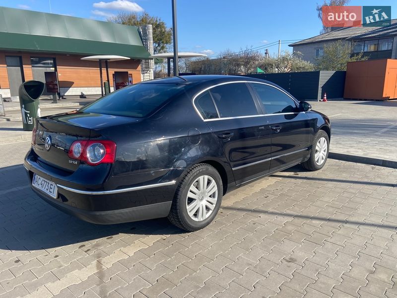 Седан Volkswagen Passat 2009 в Луцке