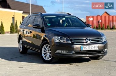 Универсал Volkswagen Passat 2012 в Сарнах