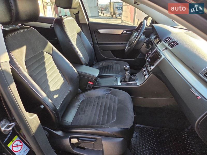 Универсал Volkswagen Passat 2013 в Харькове