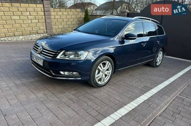 Универсал Volkswagen Passat 2011 в Тернополе