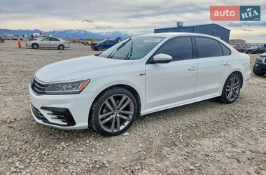 Седан Volkswagen Passat 2019 в Полтаве